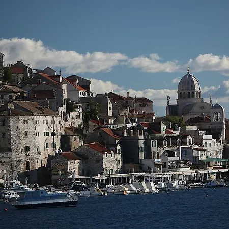 Tresan Tribunj (Sibenik-Knin)