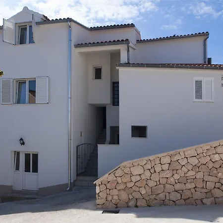 Tresan Tribunj (Sibenik-Knin)